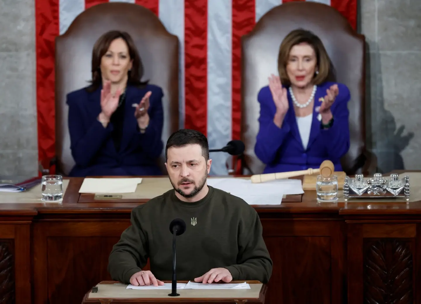 Ukraine's Zelenskiy appeals for bipartisan support in speech to US Congress Ukraine's Zelenskiy appeals for bipartisan support in speech to US Congress