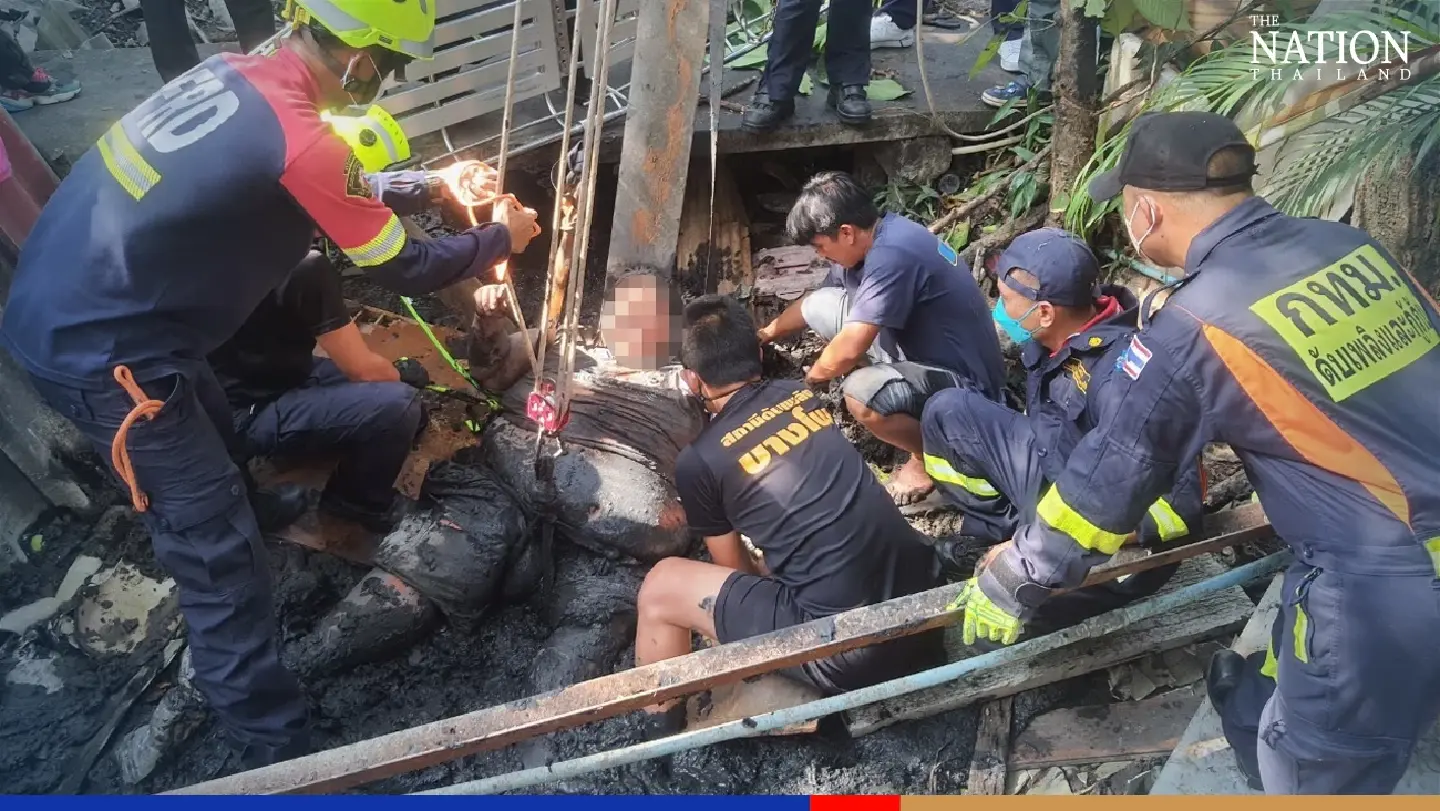 Loss of balance lands Bangkokian in muck and mud