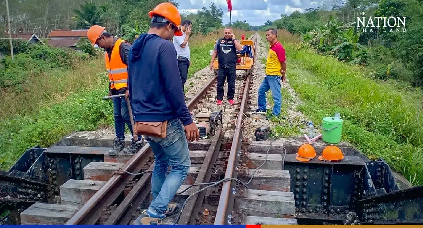 Train service briefly delayed in Songkhla after bolts stolen from tracks