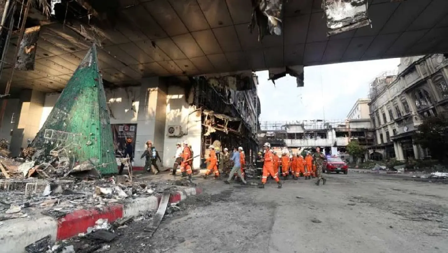 Poipet casino buildings gutted by fire demolished by machinery Poipet casino buildings gutted by fire demolished by machinery
