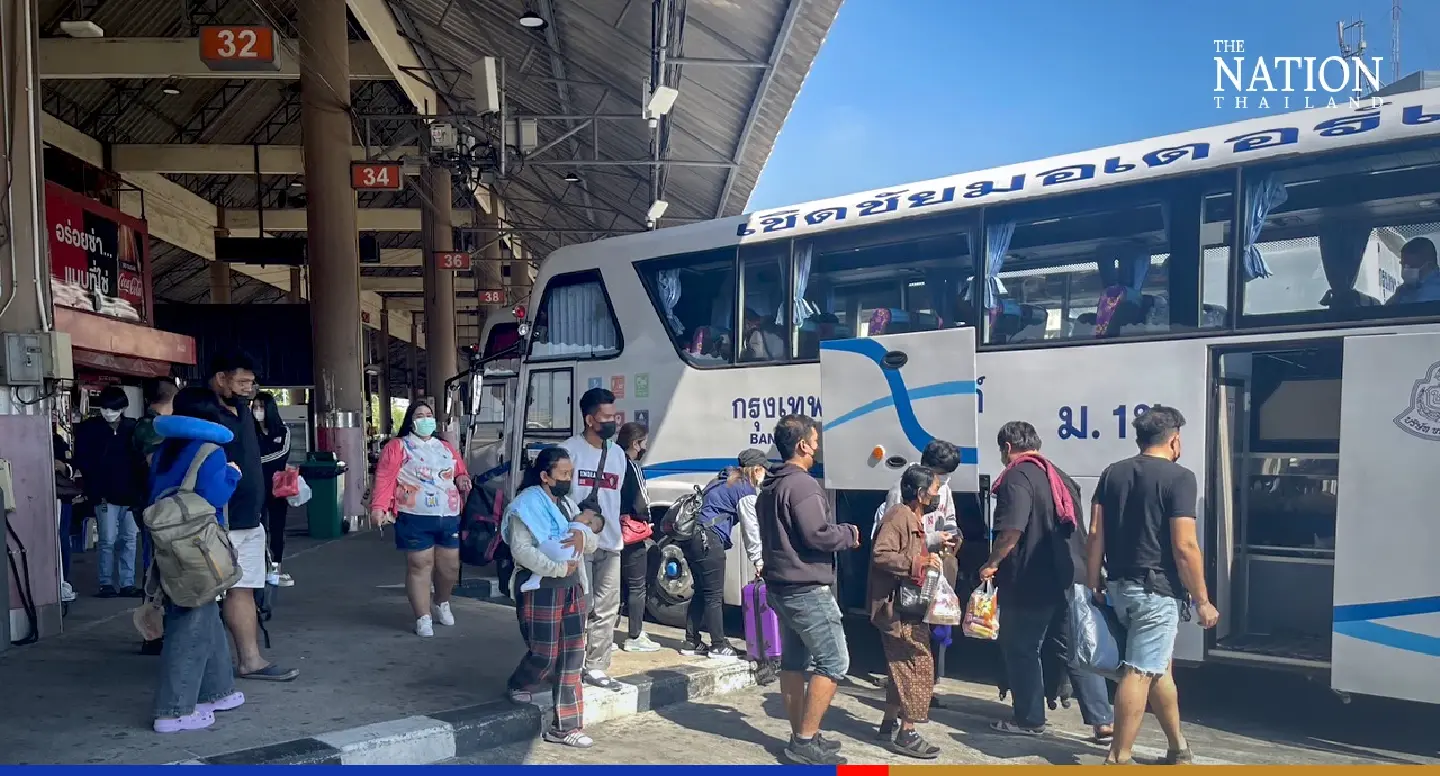 4,000 buses/vans to arrive in Bangkok today as New Year holiday ends