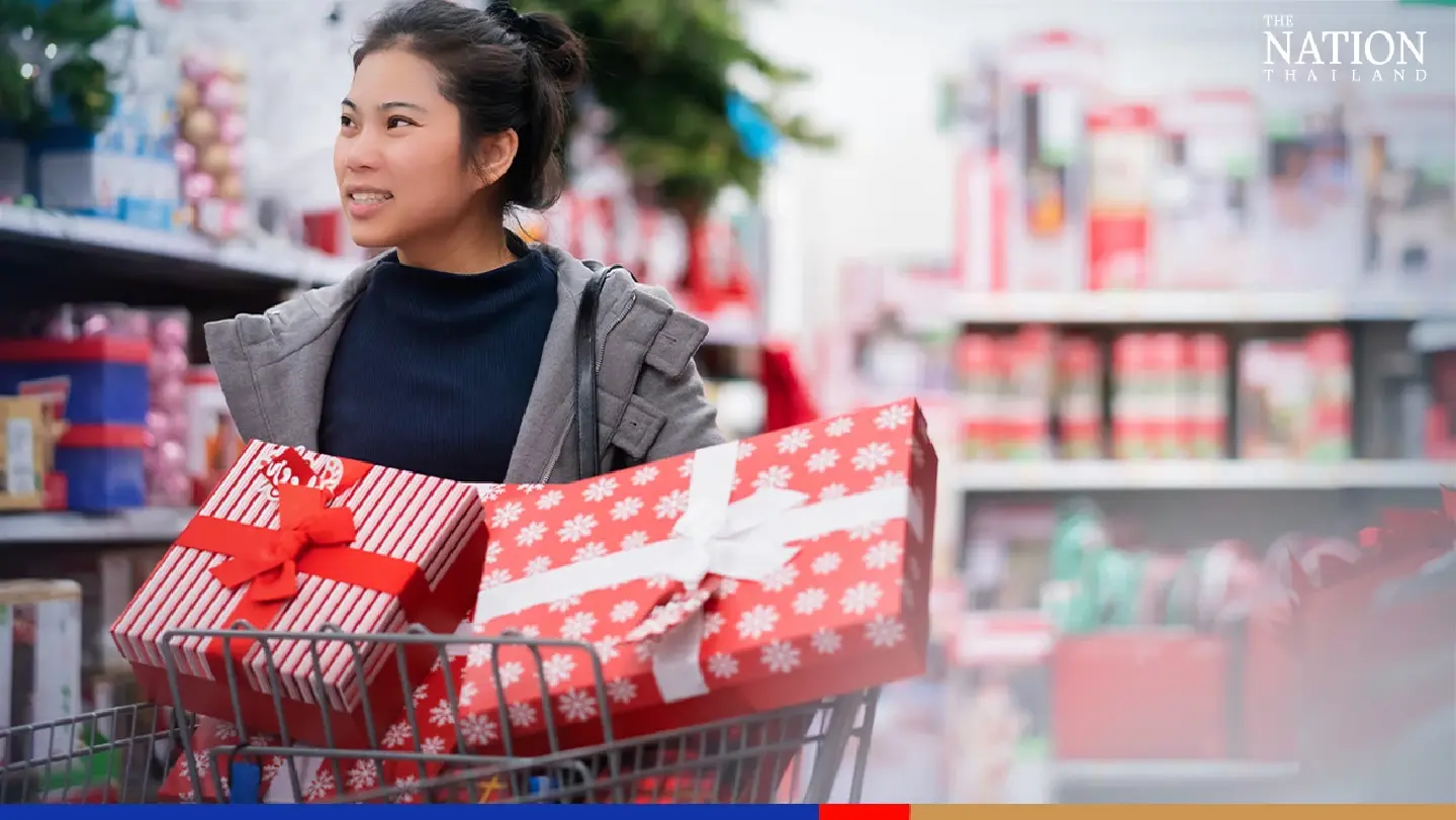 Sharp jump in spending by Thais on parties and travel during New Year holidays, poll shows