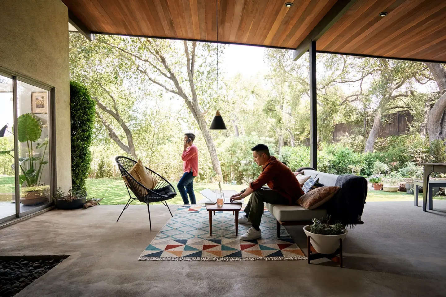 Airbnb and TAT support digital nomad travel rebound with Live and Work guide