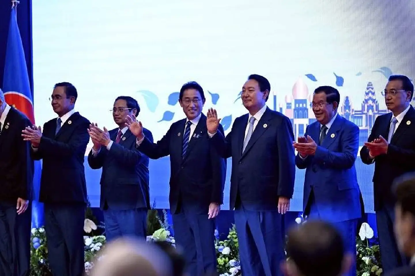Japan mulls inviting Yoon to G7 Hiroshima summit