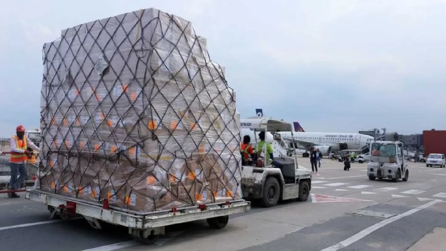 61% of 2022 Cambodian imports came from just 3 markets 61% of 2022 Cambodian imports came from just 3 markets