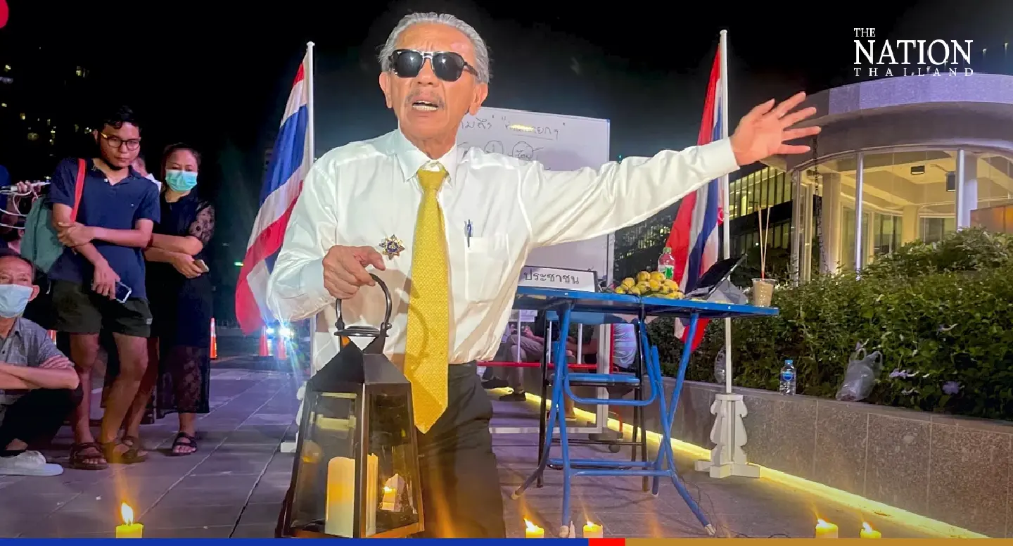 Whistleblower Chuwit reassured after talk with PM Prayut on triad case
