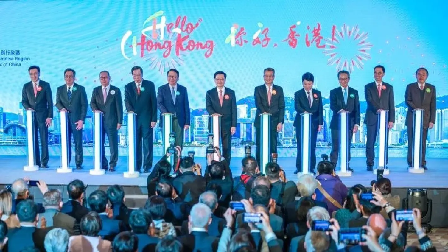 Hong Kong to give away 500,000 free airline tickets worldwide