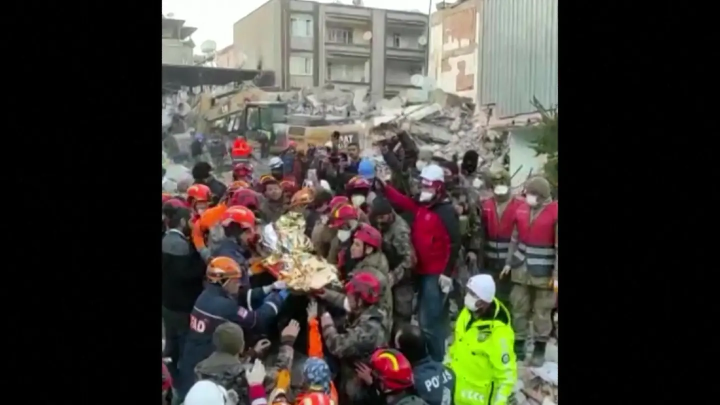 Man rescued 11 days after deadly quake in Turkey Man rescued 11 days after deadly quake in Turkey