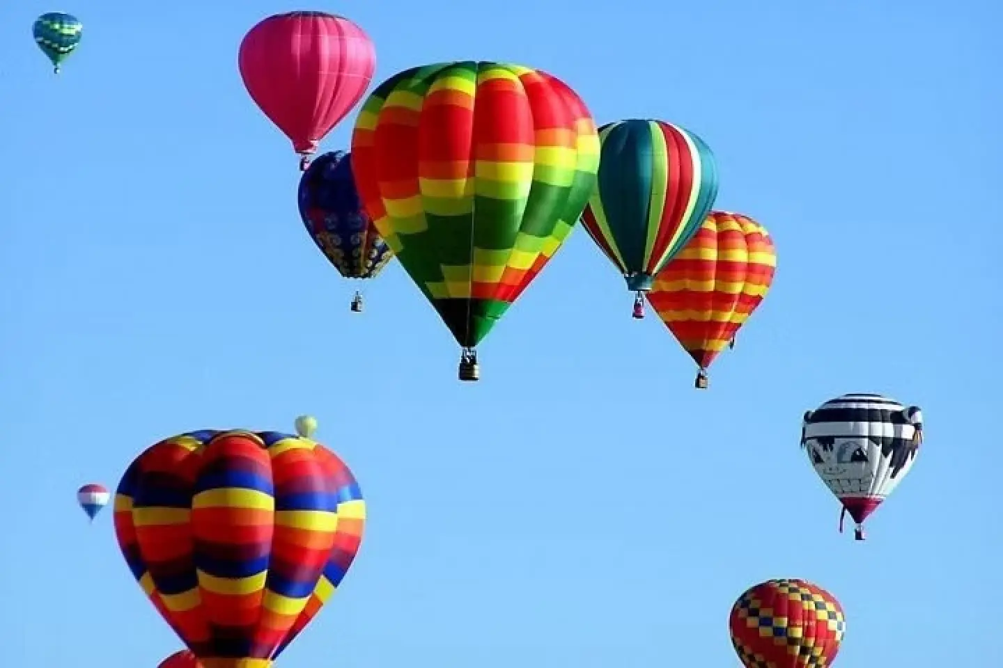 5 best places for hot air ballooning in Asia 5 best places for hot air ballooning in Asia
