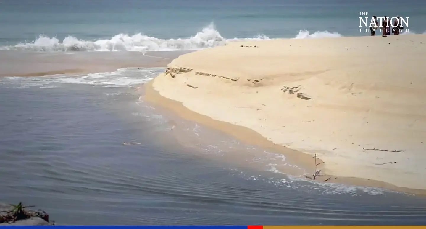 Black, stinky water off Karon beach is only sludge, say Phuket authorities Black, stinky water off Karon beach is only sludge, say Phuket authorities