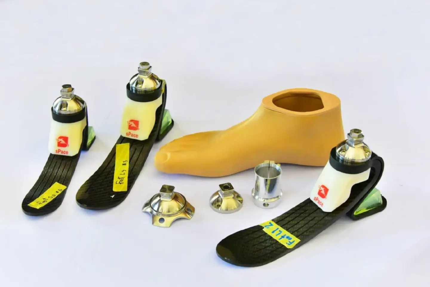 Chula’s Engineering develops Dynamic Prosthetic Feet with International Standards Chula’s Engineering develops Dynamic Prosthetic Feet with International Standards