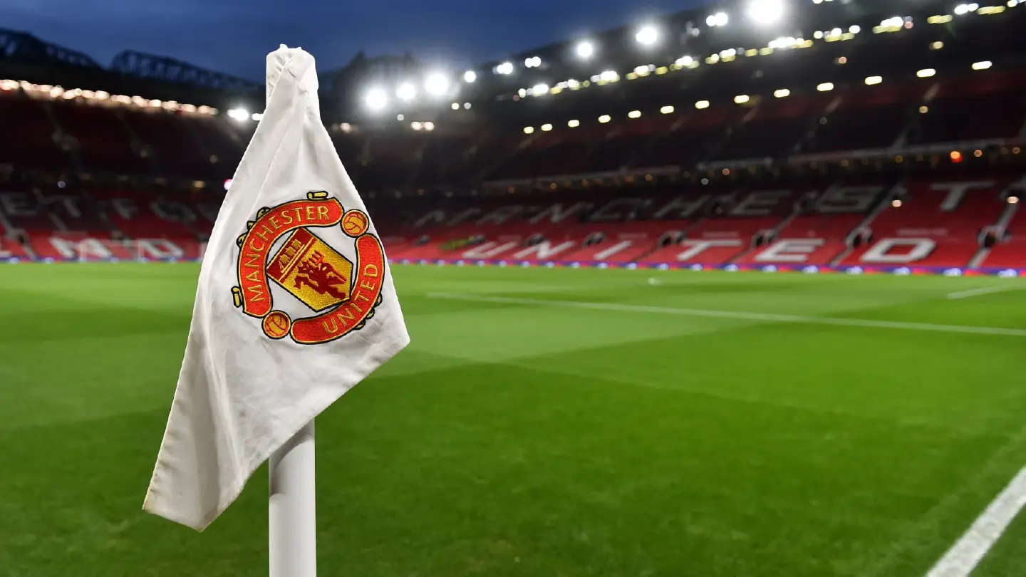 Qatari investors preparing imminent bid for Manchester United - Bloomberg