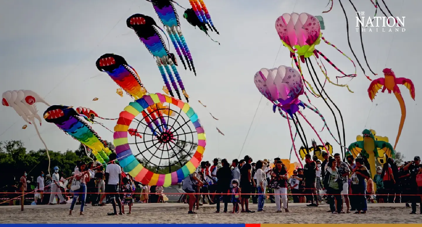 Love is in the air at International Kite Festival Love is in the air at International Kite Festival