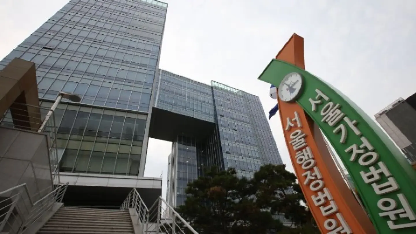Korea's hospital mandating recovering alcoholic to clean facility is a rights violation: Court Korea's hospital mandating recovering alcoholic to clean facility is a rights violation: Court