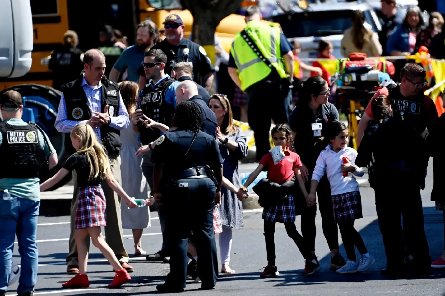 Woman kills 3 kids, 3 adults in Nashville school shooting