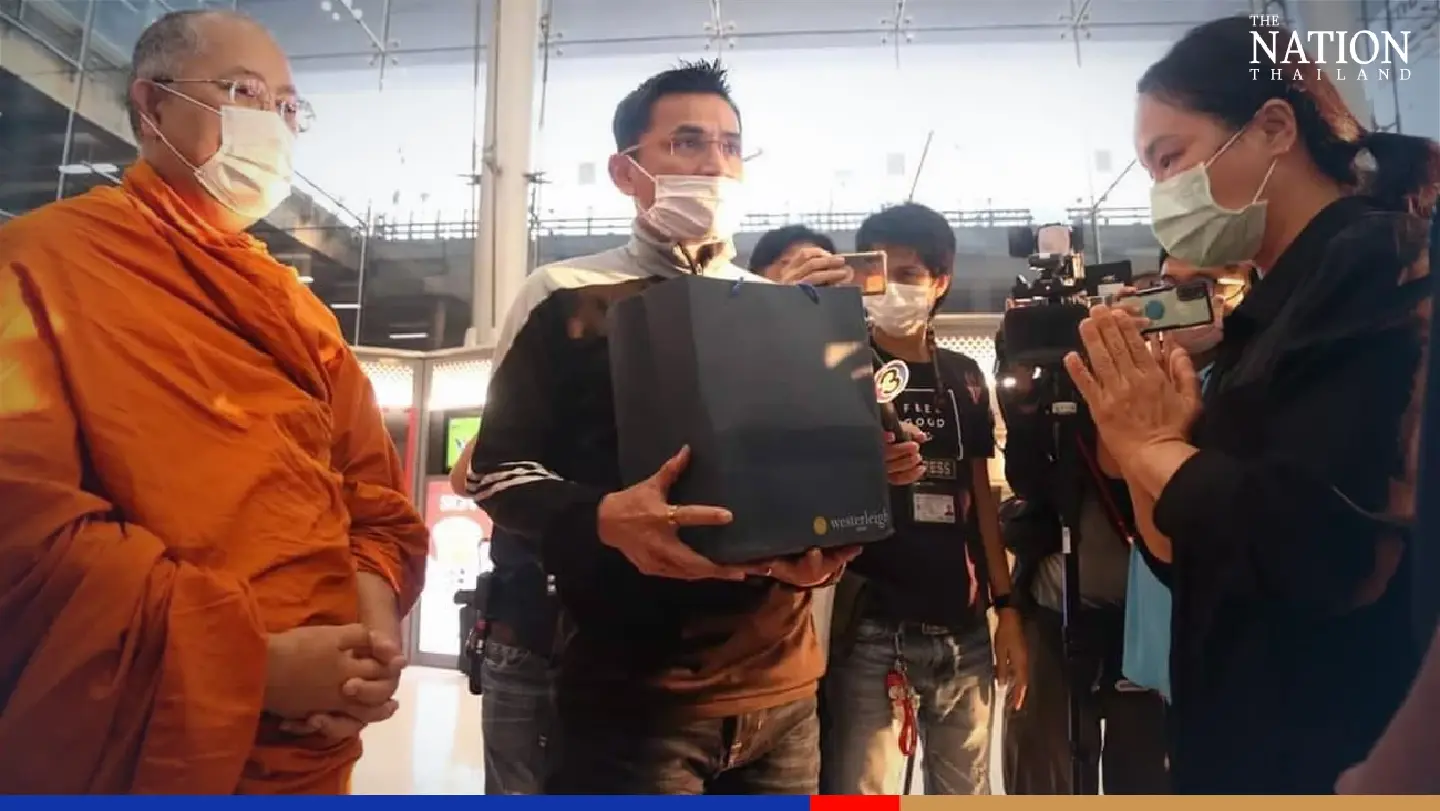 Ashes of Wild Boars captain blessed at airport upon return from UK