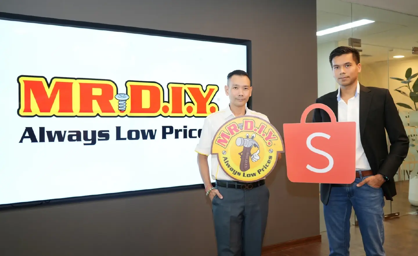 MR. D.I.Y. enters e-commerce in Thailand for the first time