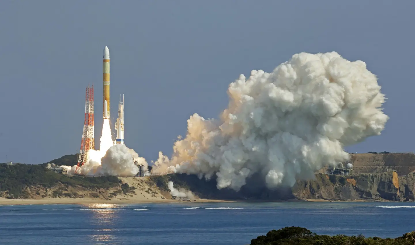 Japan Destroys New Rocket in Space after Second-Stage Engine Failure Japan Destroys New Rocket in Space after Second-Stage Engine Failure