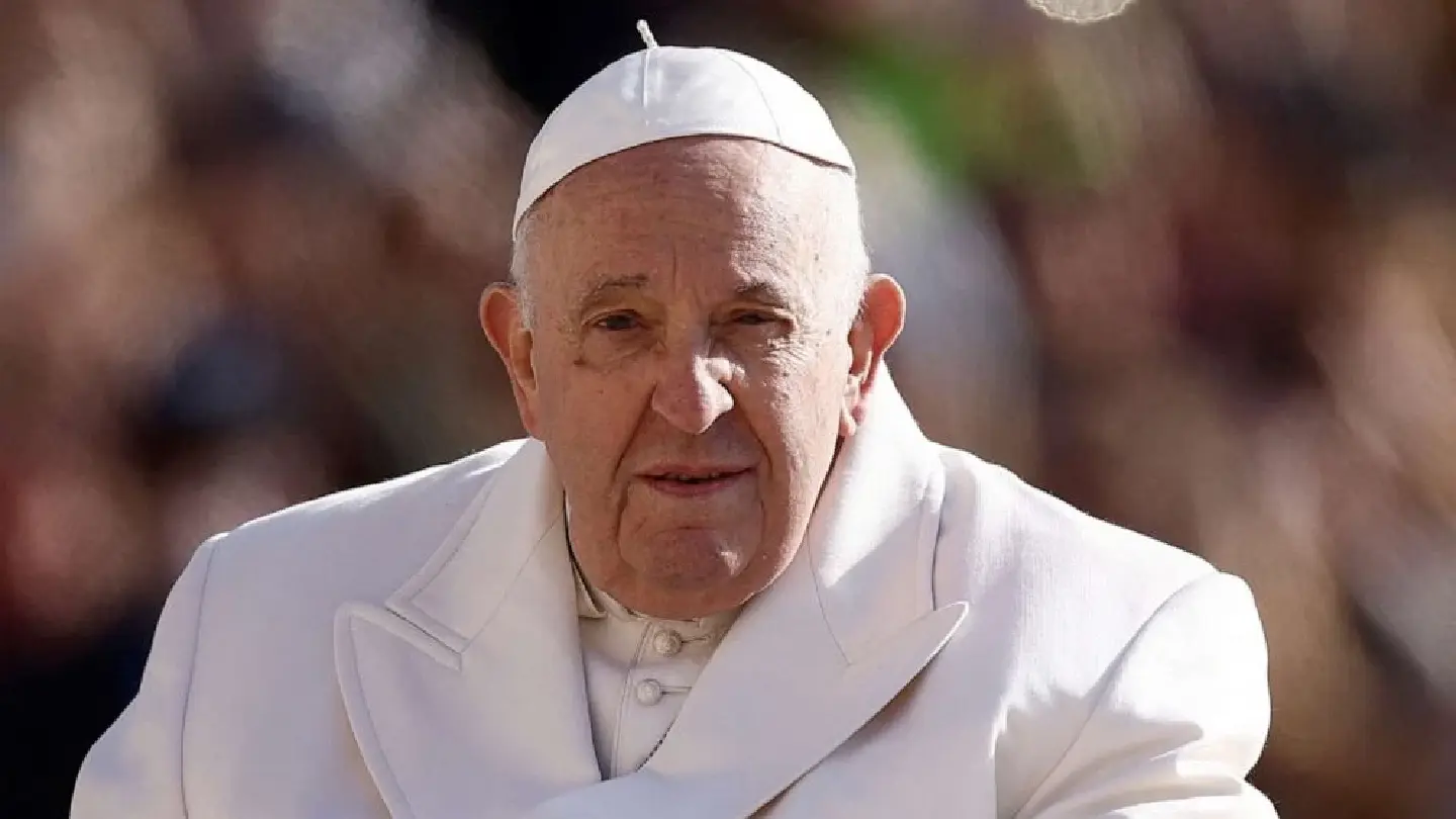 Pope Francis has respiratory infection, needs hospital treatment Pope Francis has respiratory infection, needs hospital treatment