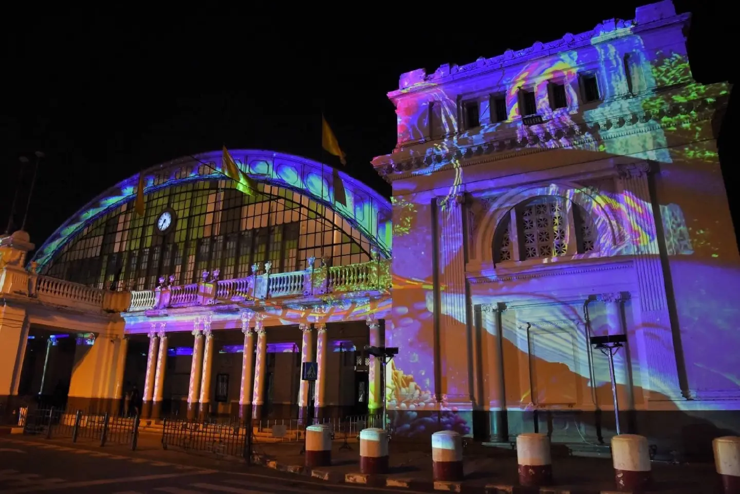 ‘Unfolding Bangkok’ illuminates city’s hidden beauty at Hua Lamphong and Benchakitti