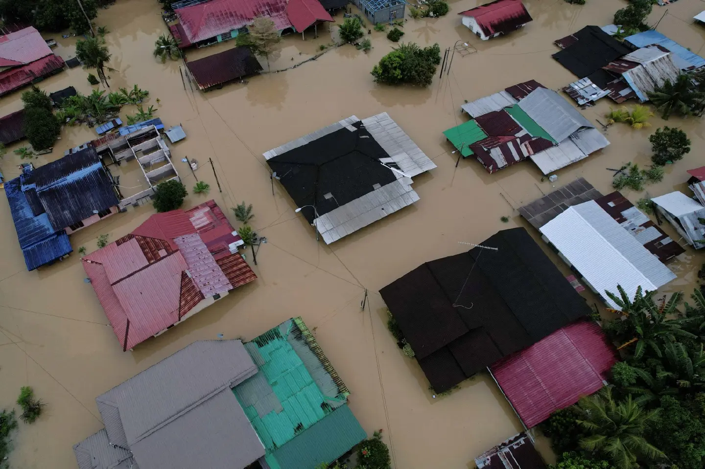 Johor Floods: Situation under control, no need to declare emergency, says Anwar