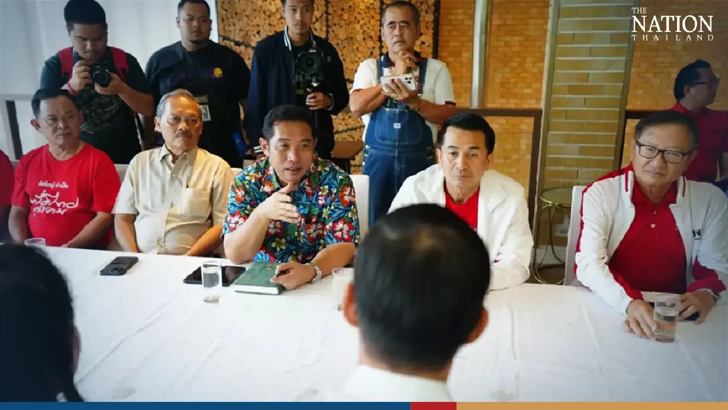 Pattaya business operators discuss future with Pheu Thai leaders