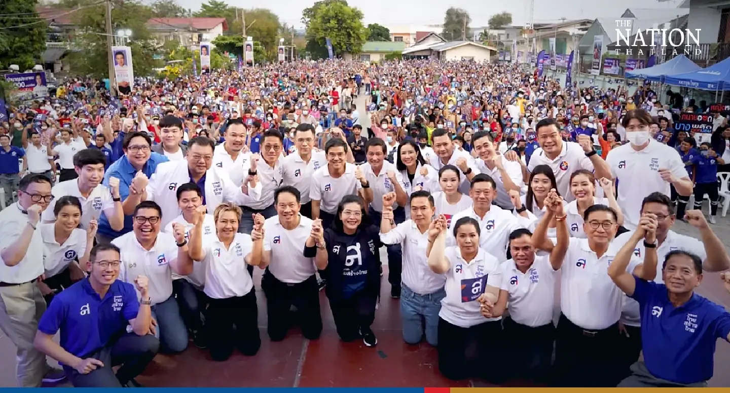 Thai Sang Thai vows to end PM2.5 pollution in Bangkok in three years if it comes to power Thai Sang Thai vows to end PM2.5 pollution in Bangkok in three years if it comes to power