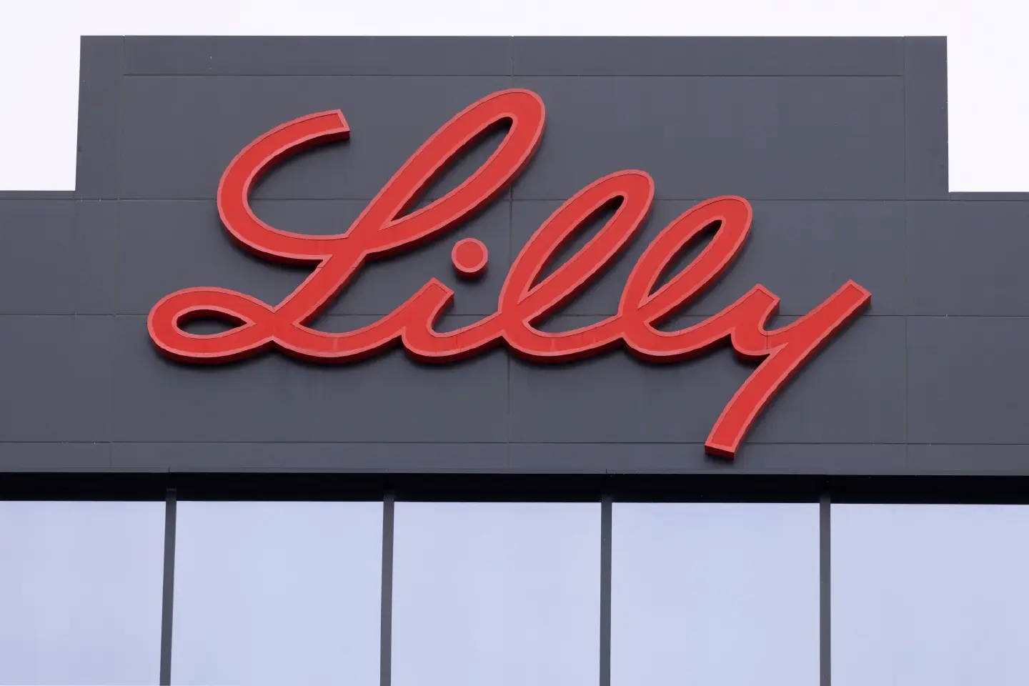 Lilly to cut some list prices by 70% and offer $25 insulin