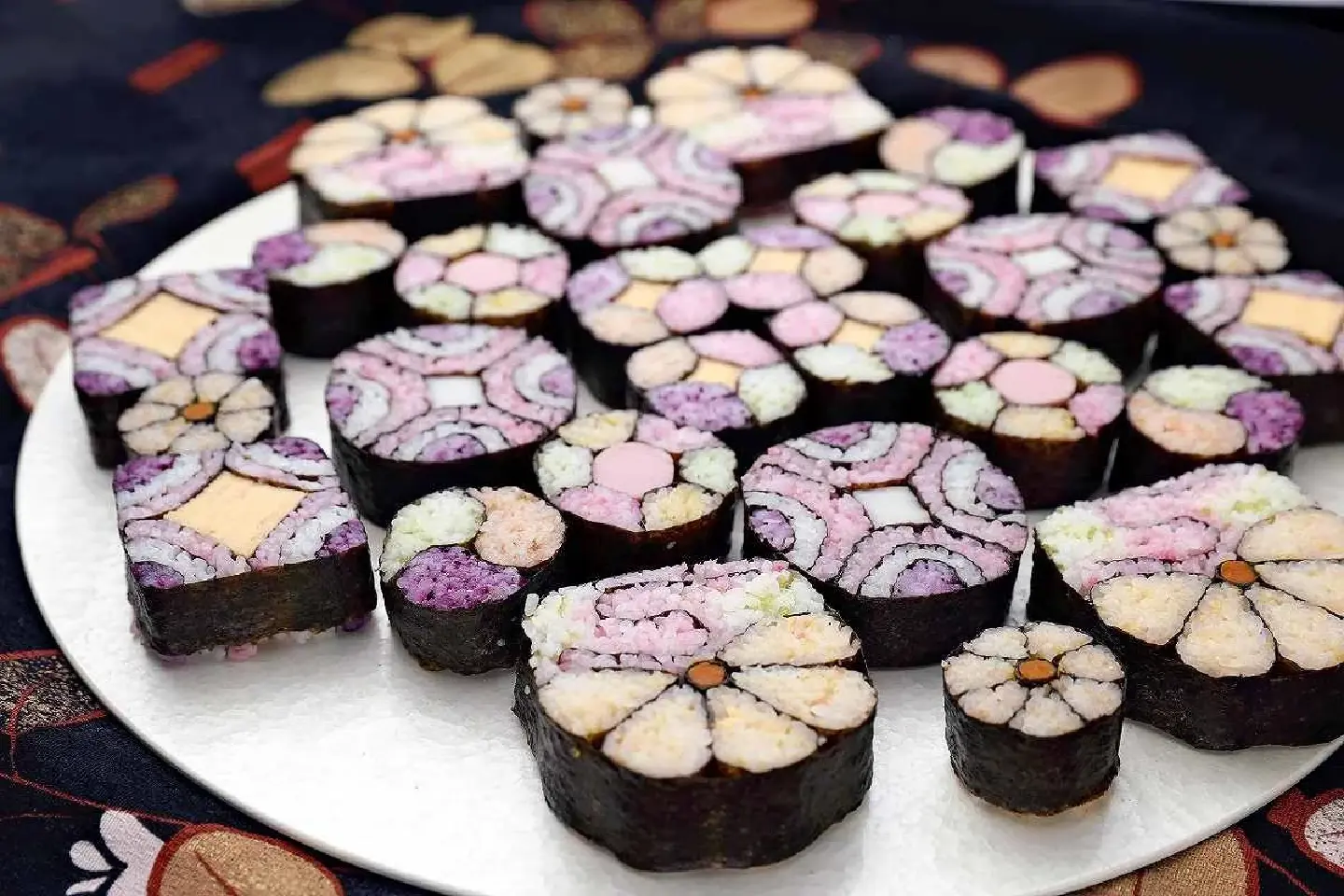 Decorative Makizushi Rolls add colour to Festive Occasions