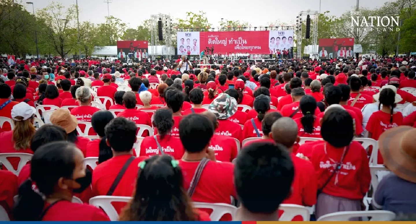 Experts warn populist election promises could wreck Thai economy
