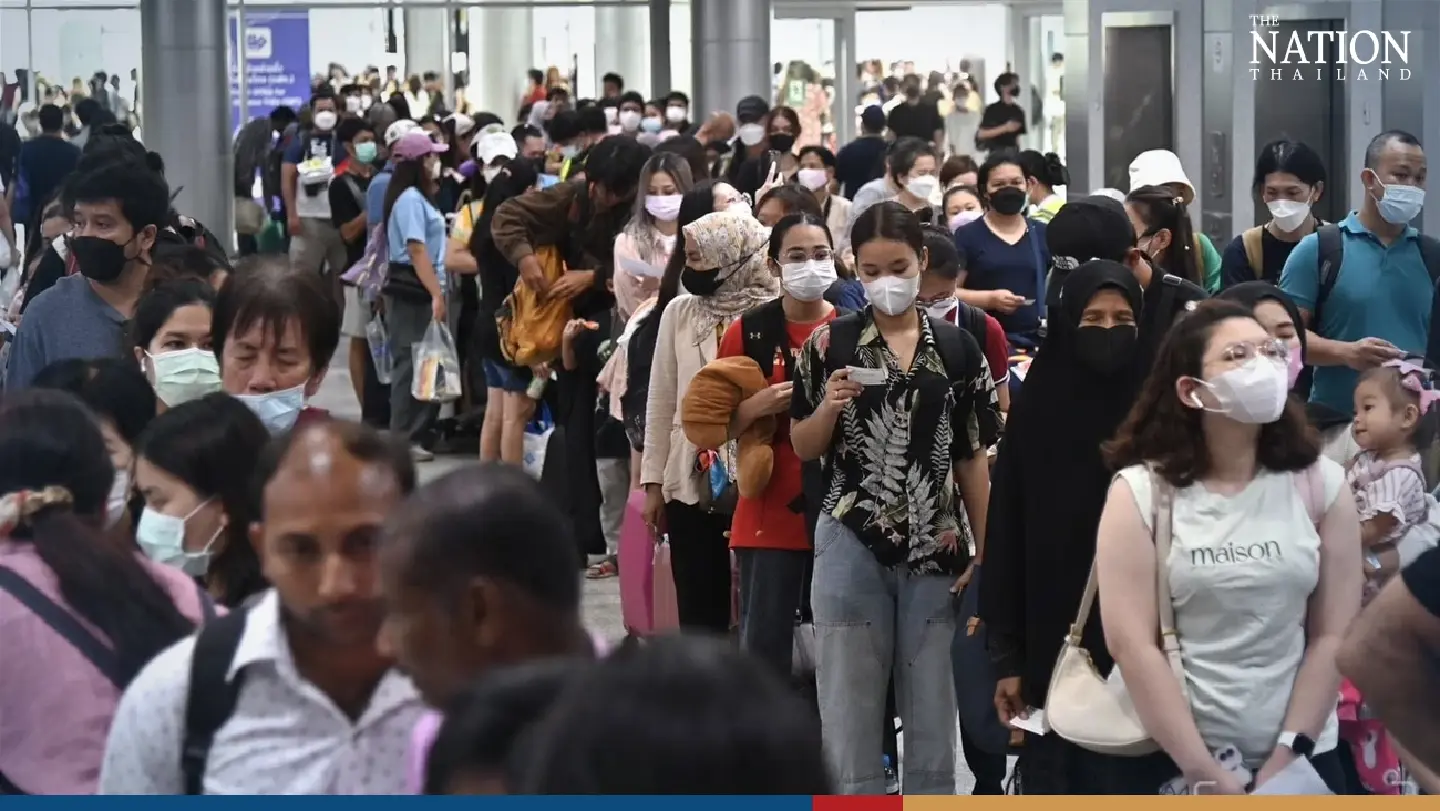 Songkran crowds hit Krung Thep Aphiwat in first big test for new national rail hub Songkran crowds hit Krung Thep Aphiwat in first big test for new national rail hub