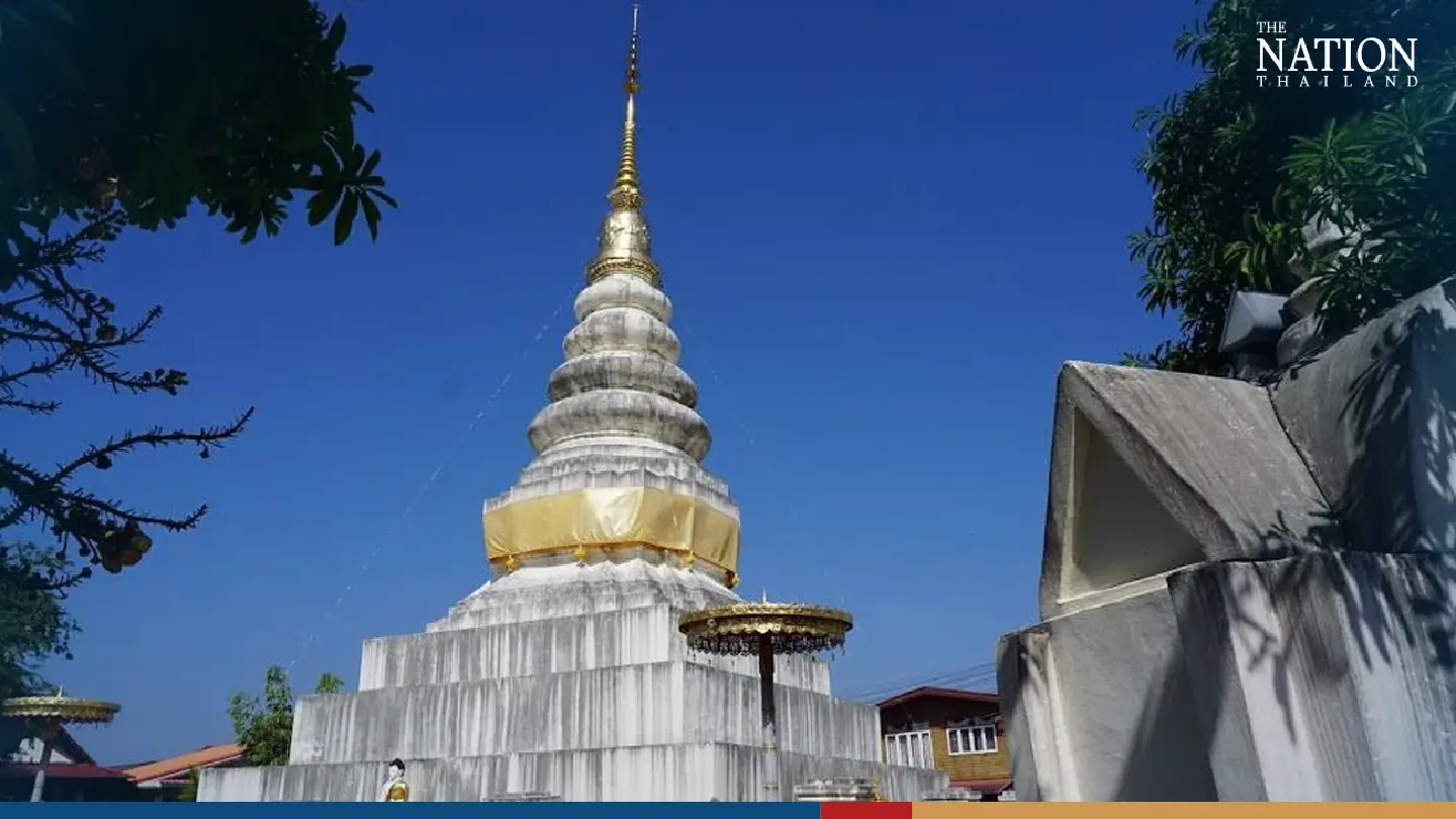 Rain of fire at Buddhist temple in Nan