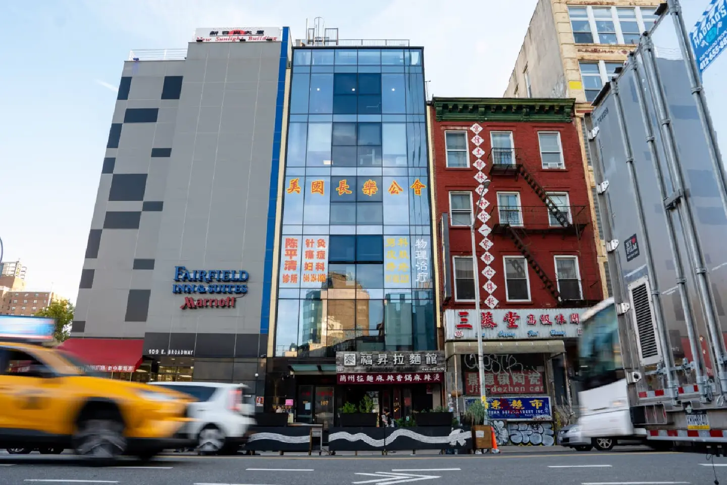 US arrests two for setting up Chinese 'secret police station' in New York US arrests two for setting up Chinese 'secret police station' in New York