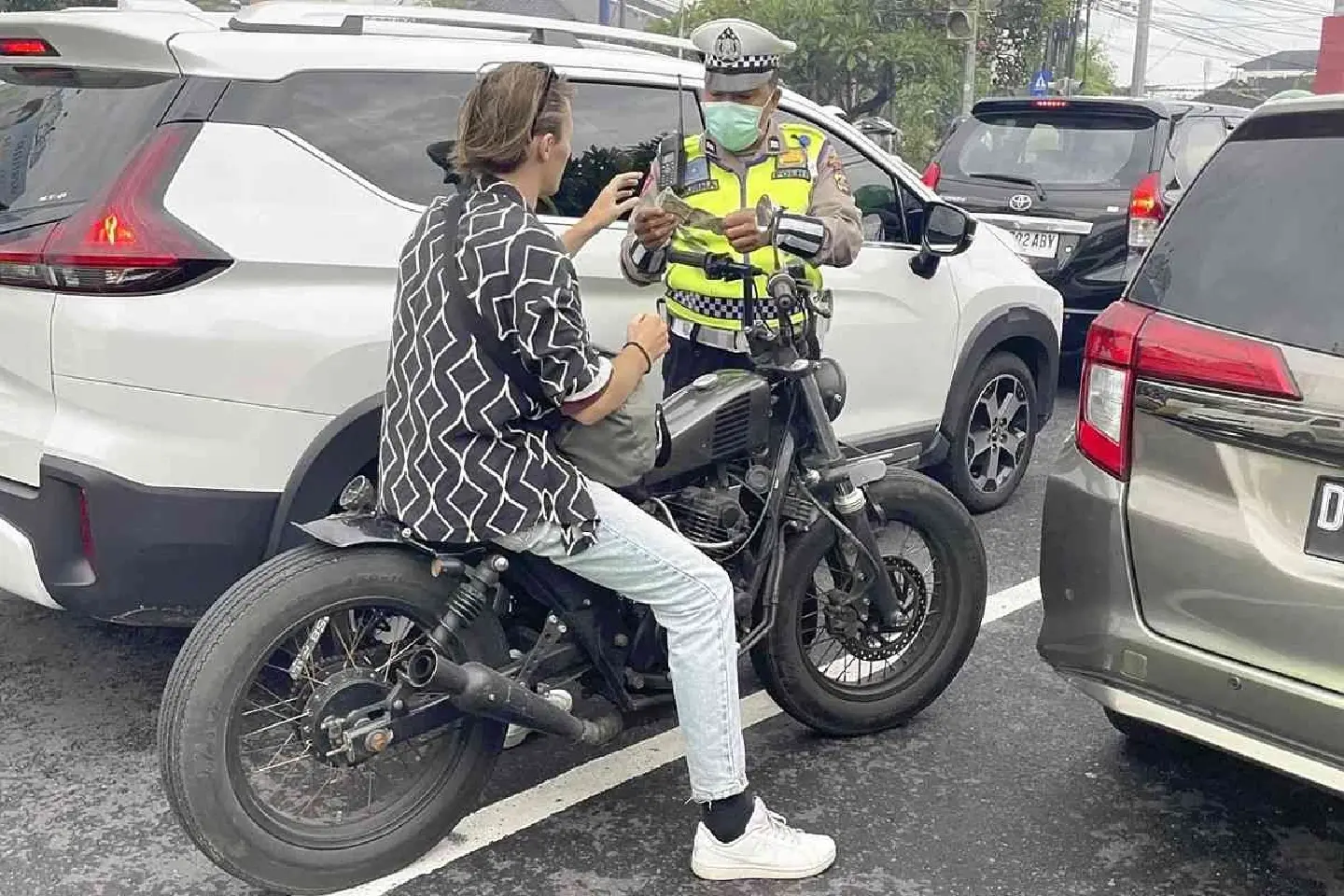 Russians , Ukrainians flock to Bali to avoid Military Call-up