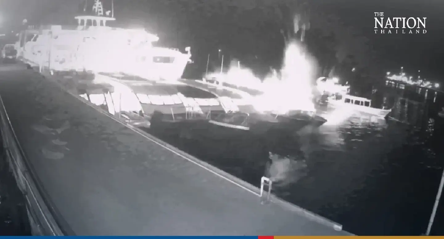 Blast on tourist speedboat in Phang Nga kills one crew member Blast on tourist speedboat in Phang Nga kills one crew member