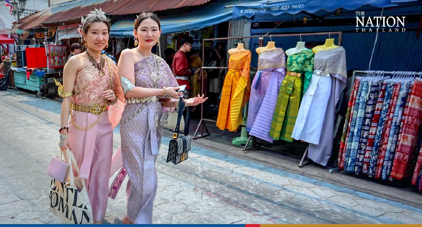 Tourist demand for traditional Thai outfits surges over Songkran