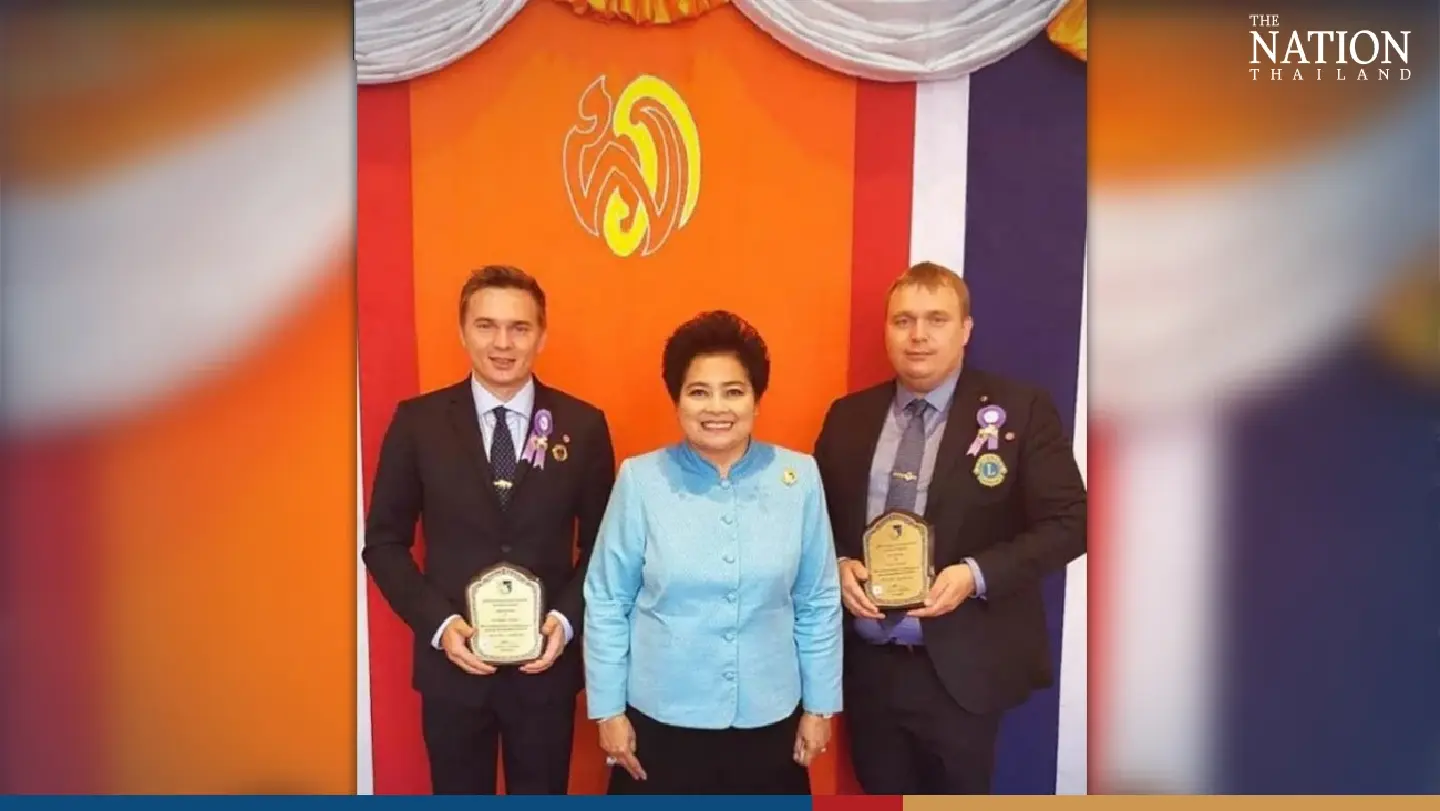 Two foreigners granted royal honour for ‘dedication to Phuket community’ Two foreigners granted royal honour for ‘dedication to Phuket community’
