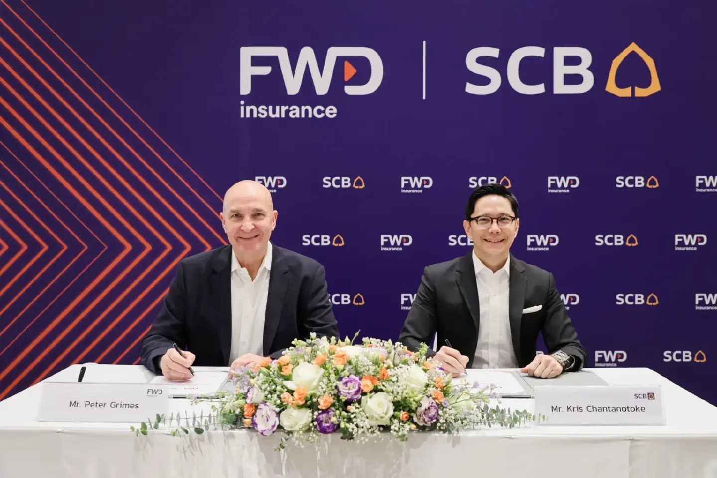 SCB and FWD extend bancassurance partnership in Thailand SCB and FWD extend bancassurance partnership in Thailand