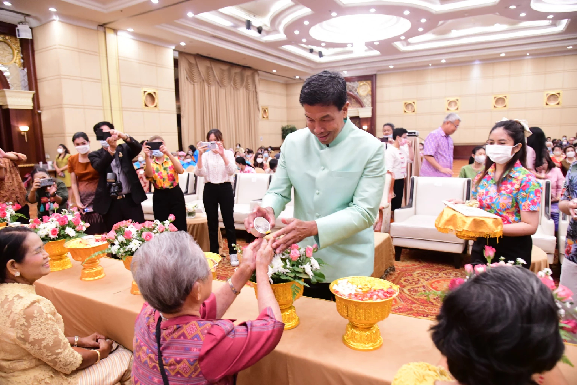 bangkokians-invited-to-exhibition-marking-city-council-s-50th-birthday