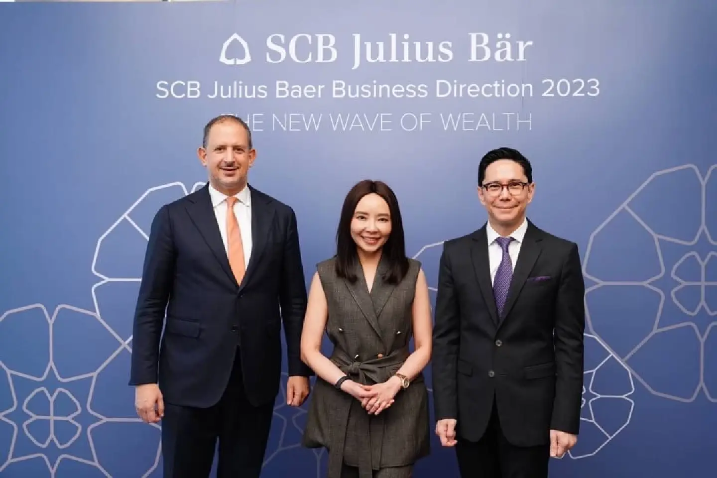 SCB Julius Baer unveils its "New Wave of Wealth" strategy, seeking to become the Preeminent Leader in the International Private Banking industry in Thailand by 2025 SCB Julius Baer unveils its "New Wave of Wealth" strategy, seeking to become the Preeminent Leader in the International Private Banking industry in Thailand by 2025