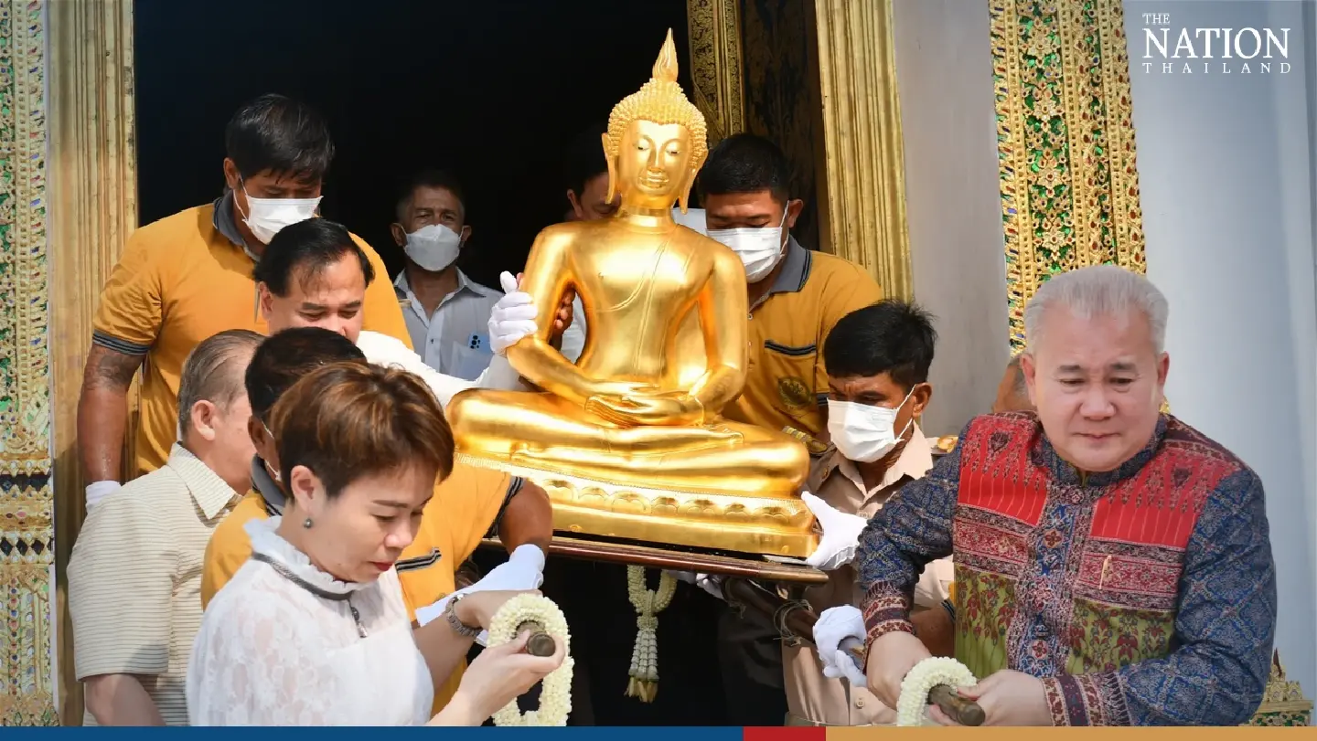 BMA and National Museum bring Buddha to the people for Songkran