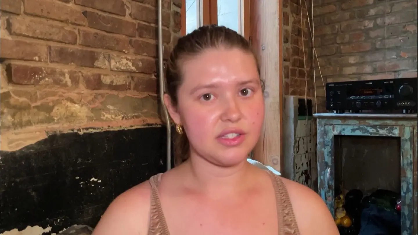 'A place where I can be vulnerable' - New Yorkers try nude dinner event