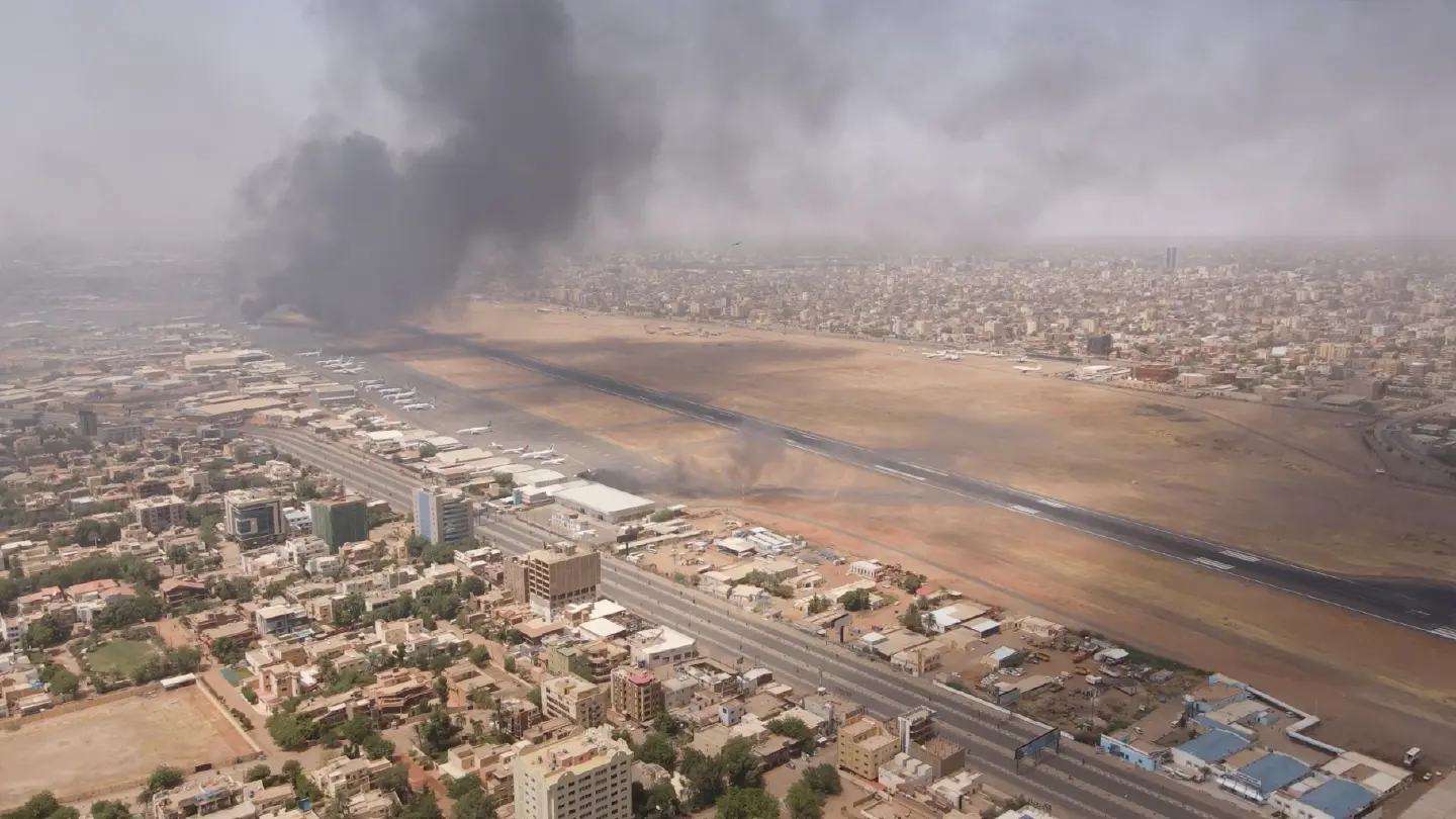 Shootouts in Sudan capital on Eid holiday, army moves in on foot Shootouts in Sudan capital on Eid holiday, army moves in on foot