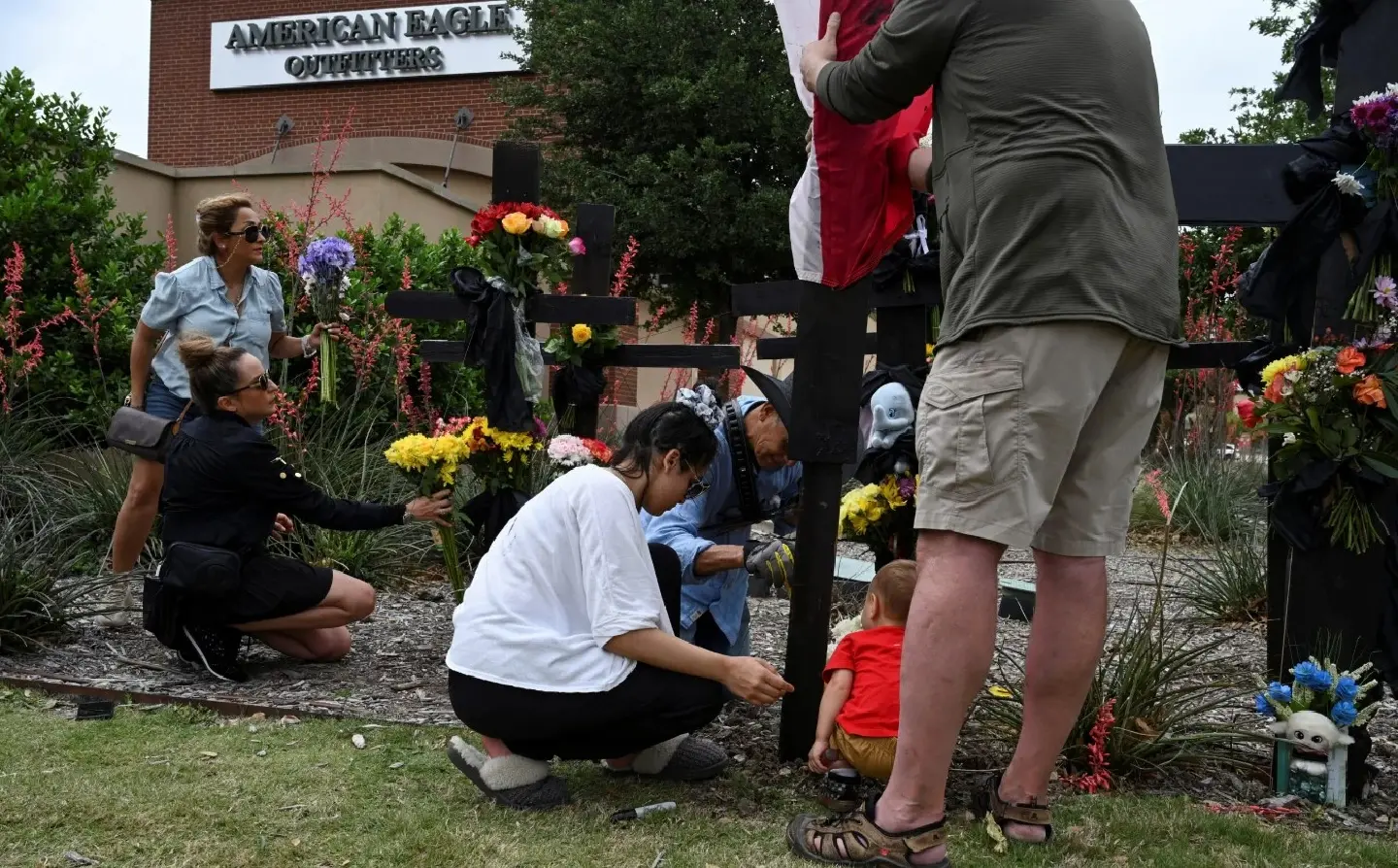 Texas mall shooting prompts Biden to renew call for gun control