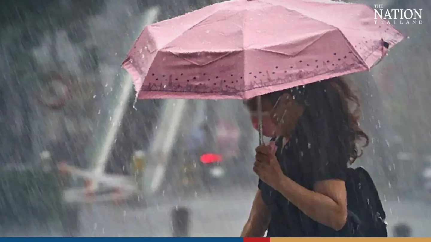 Heat and air pollution persist in North, South see heavy rain