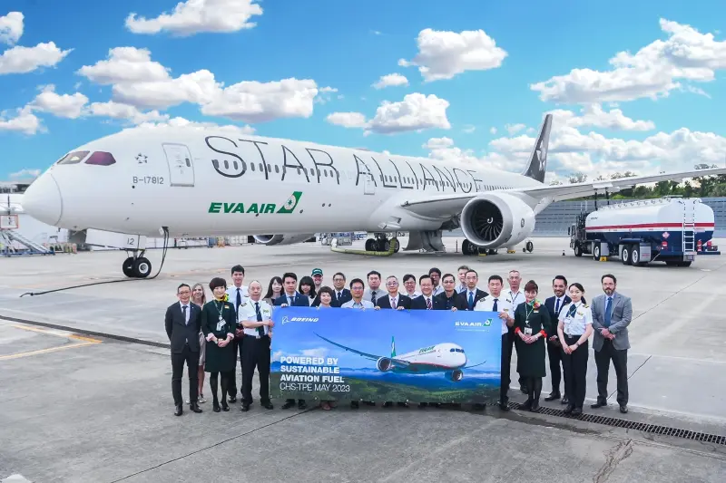 EVA Welcomes 1st Star Alliance Liveried Boeing 787-10
