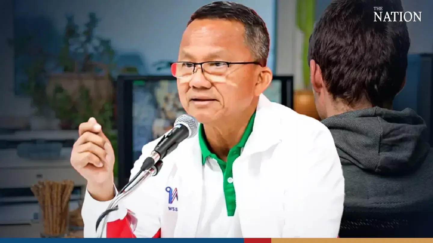 Pheu Thai accuses rivals of launching online smear campaigns, urges EC to investigate Pheu Thai accuses rivals of launching online smear campaigns, urges EC to investigate