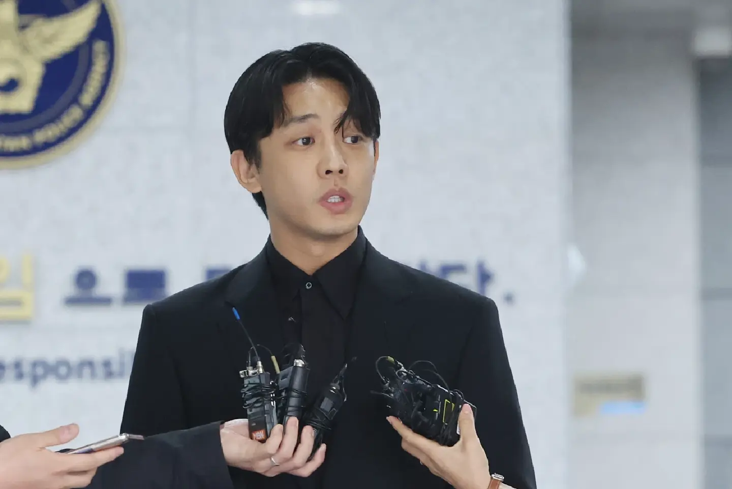 Court set to decide whether to issue arrest warrant for actor Yoo Ah-in Court set to decide whether to issue arrest warrant for actor Yoo Ah-in