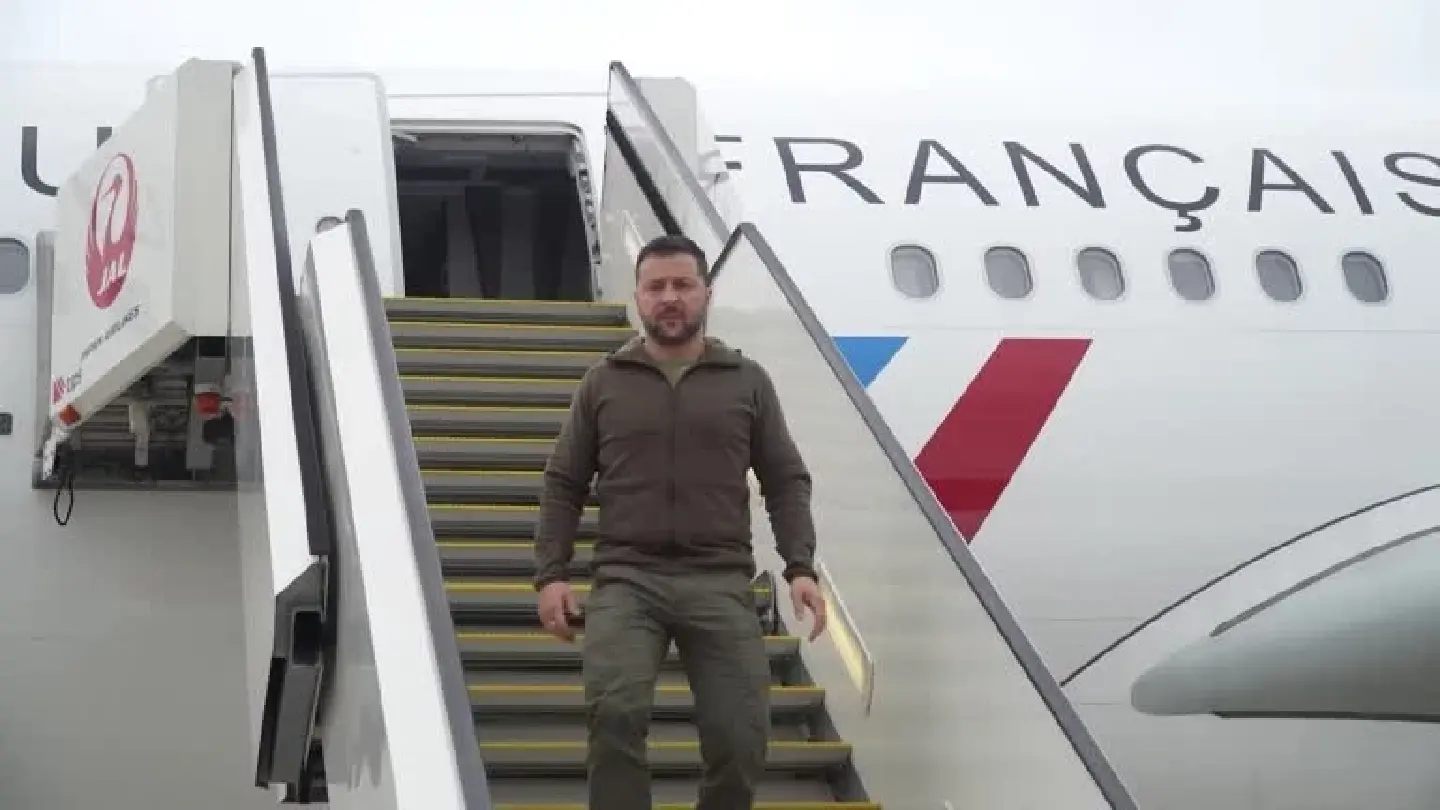 Ukraine's Zelenskiy arrives in Hiroshima to attend G7 summit in person