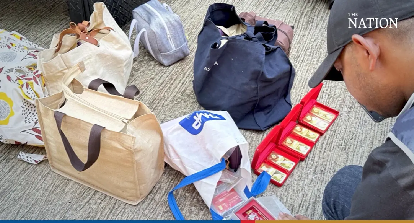 89 million baht worth of gold bars, cash found buried behind Korat temple 89 million baht worth of gold bars, cash found buried behind Korat temple